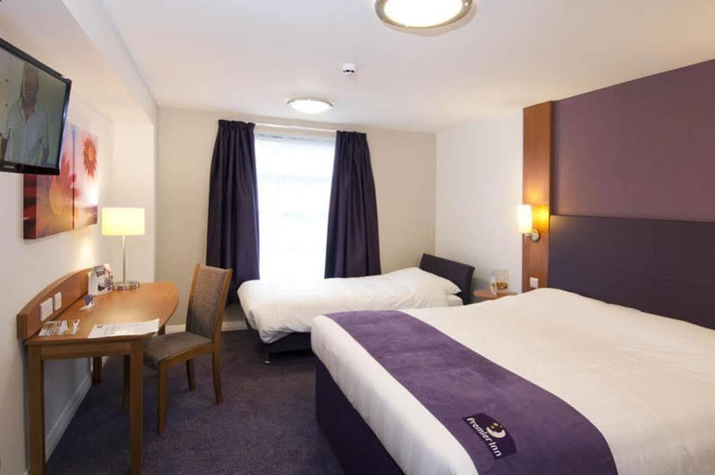 Premier Waterfront Hotel